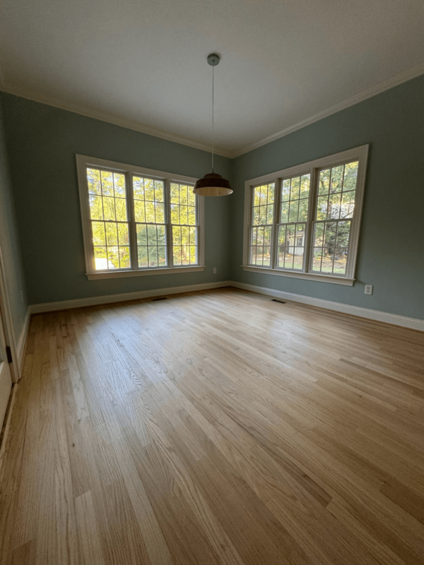 Laminate Floor Dining Room